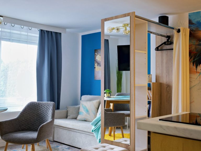 Moderne Ferienwohnungen in Meschede im Sauerland. Ruhe am Walde, Sonnengarten und ProStay Lier – komfortabel, ruhig gelegen und direkt online buchbar. Ferienwohnung Meschede, Fewo Meschede, Ferienwohnung Sauerland, Unterkunft Meschede